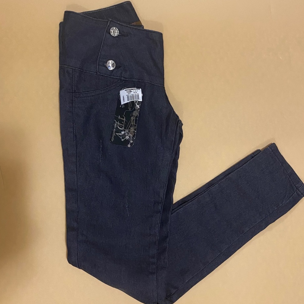 ✨NWT✨ High-Waisted Skinny Jeans